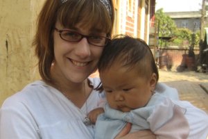 Michelle Mays, KSB/MA '08, with a friend